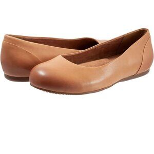NEW SoftWalk Sonoma Ballet Ballerina Flat Leather Caramel slip on Narrow 6.5N